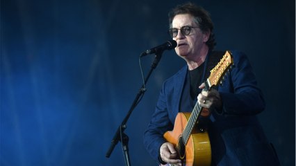 Voici - Francis Cabrel en deuil : sa mère Denise est décédée à 90 ans