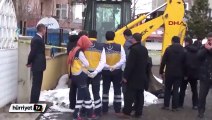 Erzurum'da kadını 10 bıçak darbesi ile öldürüp iş makinesinin altına attılar