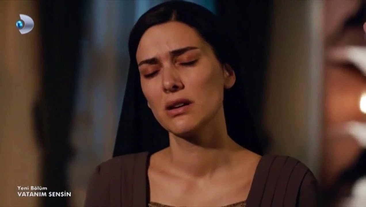 Haluk Levent'in yorumuyla Vatanım Sensin'de 'Bir Fırtına Tuttu Bizi'