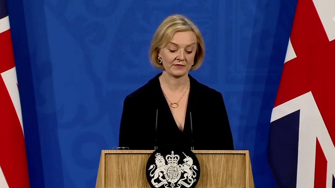 Can Liz Truss survive? Expert analysis Kwasi Kwarteng sacked as chancellor