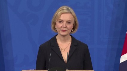 영국 총리 경제정책 또 유턴...법인세율 인상 / YTN