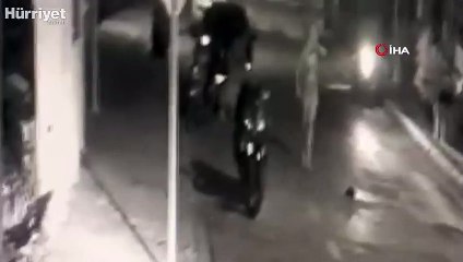 Bodrum’da kadınlar birbirine girdi...O anlar kamerada