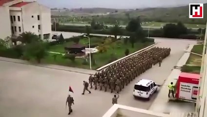 Komandolardan paylaşım rekoru kıran marş: Birileri var