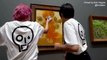 Ativistas ambientais jogam sopa em 'Girassóis' de Van Gogh