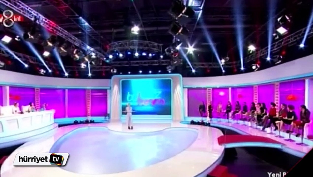 Öykü Serter'den Ebru Akel'e taş!
