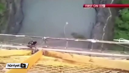 Bungee jumping sırasında ip koptu