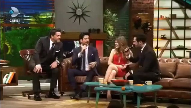 Burak Özçivit ve Murat Boz'dan Özledim düeti