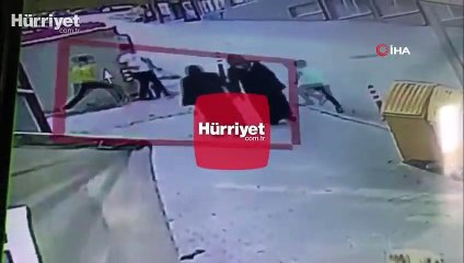 Yola fırlayan çocuk ölümden son anda kurtuldu