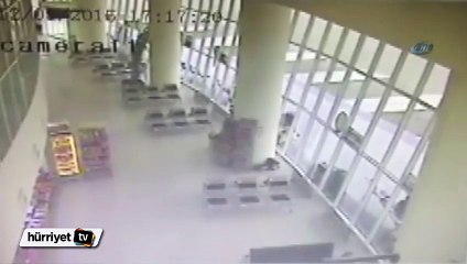 Otogarın tavanı böyle çöktü