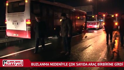 Buzlanma nedeniyle çok sayıda araç birbirine girdi