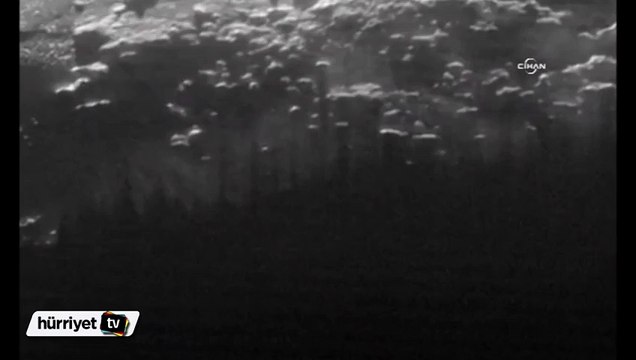 Plüton’un eşsiz buz dağları ve vadileri kamerada