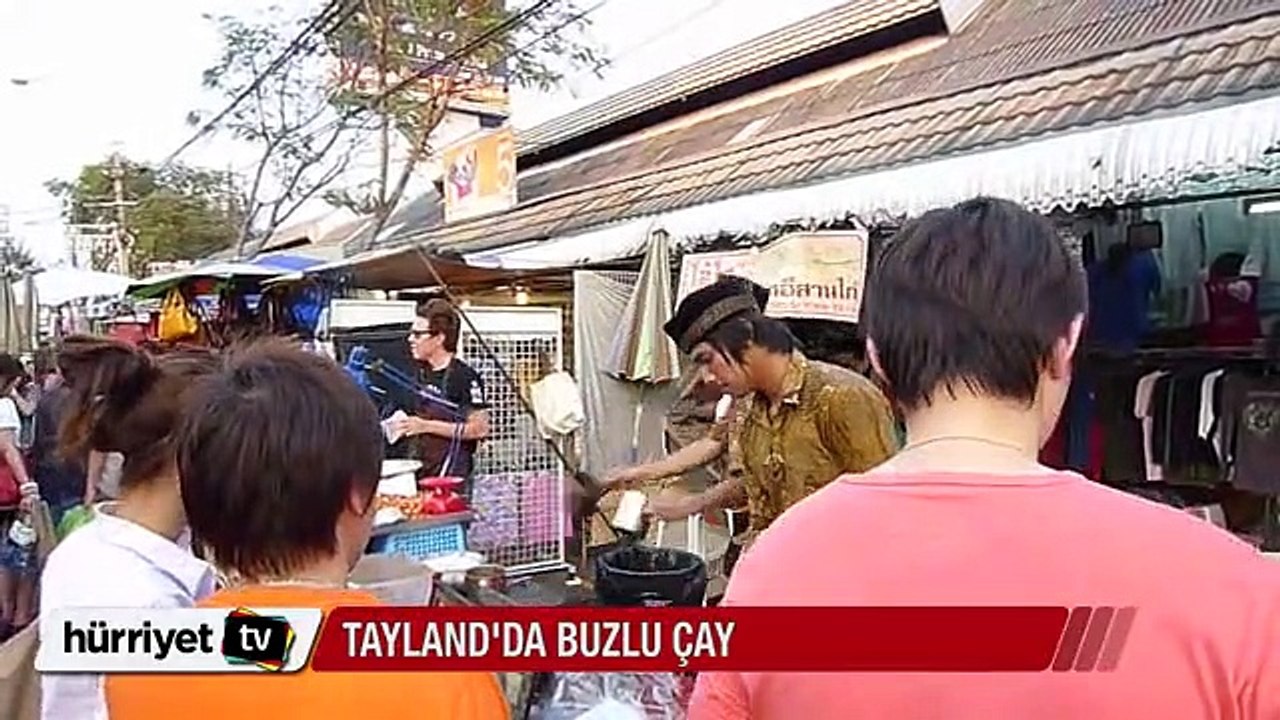 Tayland'da buzlu çay