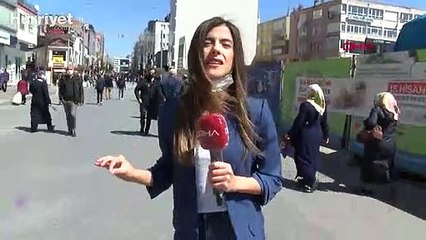 Ümraniye'de sıcak havayı gören vatandaşlar sokaklara döküldü