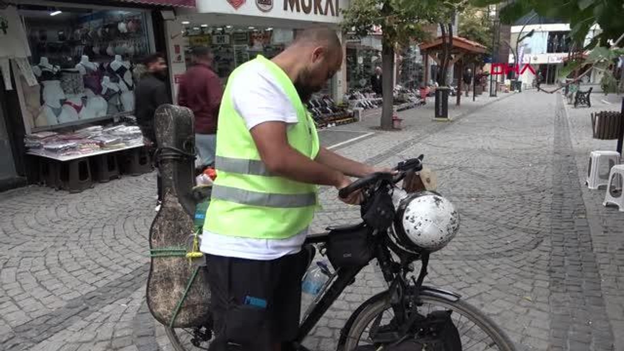 BİSİKLETLİLERİ YAŞATALIM? SLOGANIYLA İSTANBUL'DAN, DİYARBAKIR'A PEDAL ÇEVİRİYOR