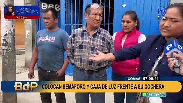 Comas: Vecinos denuncian que construyeron semáforo y caja de luz en frente de su cochera