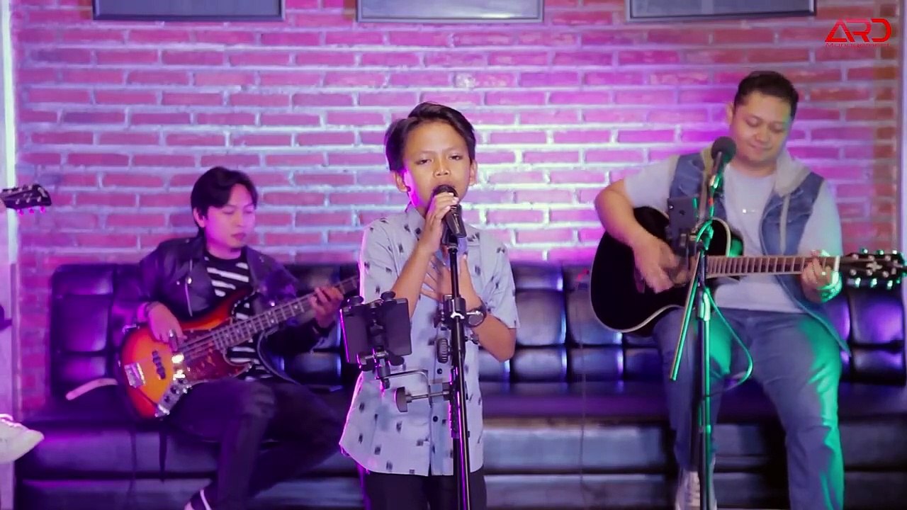 Farel Prayoga - Aku Ngamen Live Reggae Version