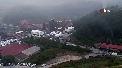 28 kişinin hayatını kaybettiği maden ocağı günün ilk ışıklarıyla böyle görüntülendi