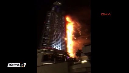 Dubai'de 63 katlı otelde büyük yangın