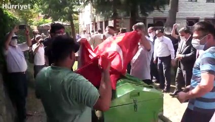 Öğrencisini kurtarmak isterken boğulan cami imamı son yolculuğuna uğurlandı