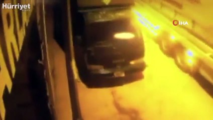 Önce sevdi sonra çaldı  o anlar kameraya böyle yansıdı