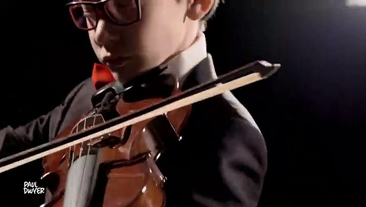 İskoç müzisyenden muhteşem Çanakkale türküsü!