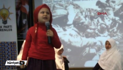 7 yaşındaki görme engelli Ecrin Çanakkale Şiiriyle ağlattı