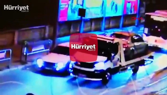 Park halindeki otomobili çekiciyle böyle çalındı