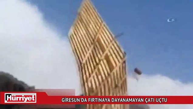 Fırtınaya dayanamayan çatı uçtu