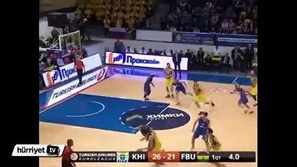 Vesely 5 yıl sonra üçlük attı!
