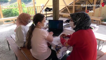 Muhtar öğrenciler için köye sınırsız internet bağlattı