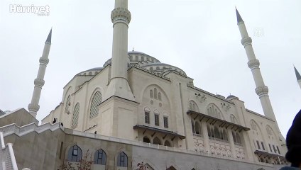 Cumhurbaşkanı Erdoğan, Cuma namazından  sonra cemaati koronavirüs konusunda uyardı