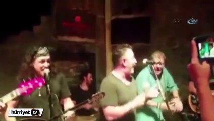 Cem Yılmaz çaldı, Dilan Çıtak söyledi