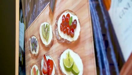 LG'nin OLED televizyonu katlanıp kayboluyor