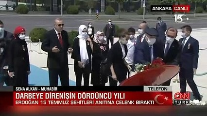 Darbeye direnişin 4. yılı... Cumhurbaşkanı Erdoğan çelenk bıraktı