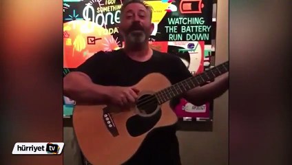 Cem Yılmaz'dan sosyal medyayı yıkan şarkı