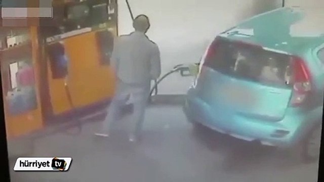 Hayır cevabına sinirlenen kadın benzinliği ateşe verdi
