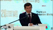 Davutoğlu, Kılıçdaroğlu'na bakarak onu eleştirdi