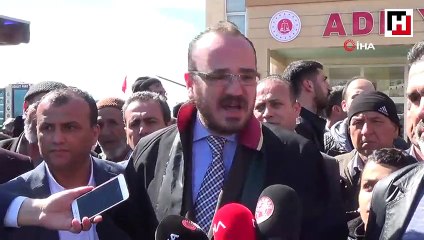 Kızını taciz eden adamı öldüren babanın yargılanmasına başlanıldı