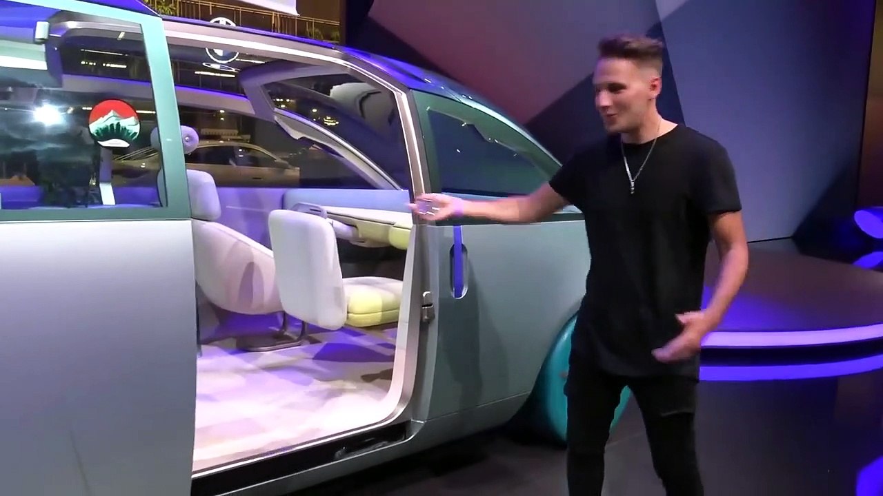 Worlds First Apple Car (2025)