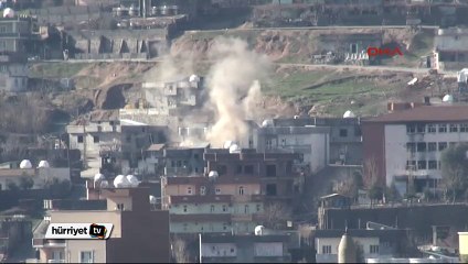 Cizre'de çatışmalar da kaçış da sürüyor