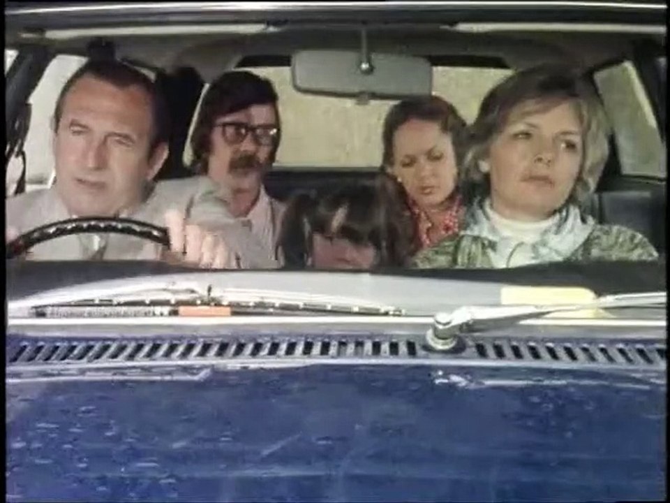 The  Fall And Rise Of Reginald Perrin S2/E6    Leonard Rossiter • Pauline Yates • Geoffrey Palmer