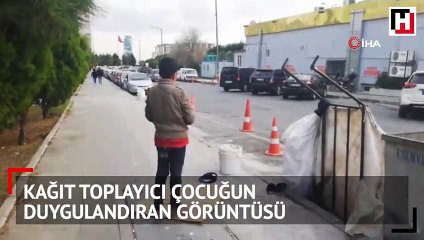 Kağıt toplayıcı Suriyeli çocuğun sokakta namaz kılarken görüntüsü duygulandırdı