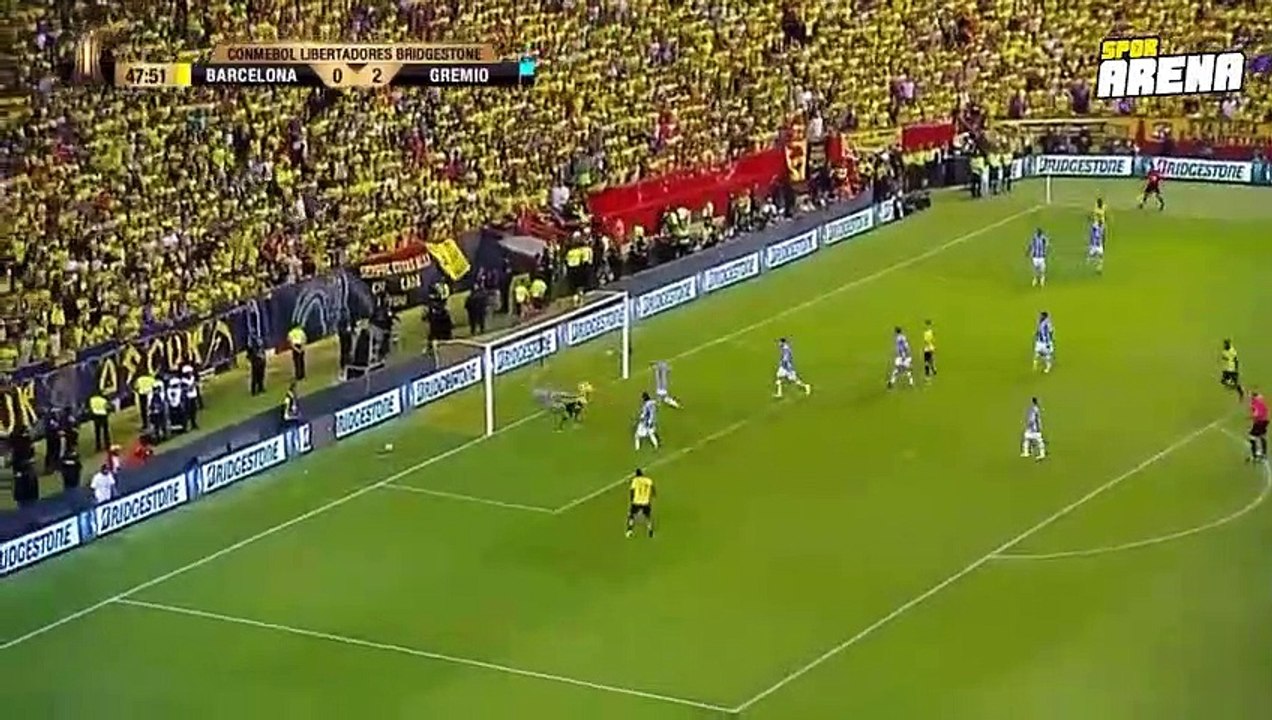 Gremio kalecisinden mükemmel kurtarış!