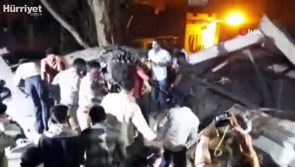 Hindistan'da inşaat halindeki fabrikanın duvarı çöktü