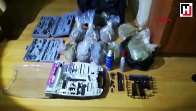 Çocuk giyim mağazasında silah satan şebekeye jandarmadan baskın