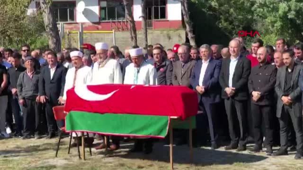 Son Dakika | BAKAN DÖNMEZ MADEN İŞÇİSİNİN CENAZE NAMAZINA KATILDI