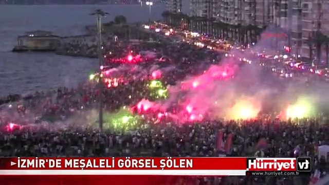 İZMİR'DE MEŞALELİ GÖRSEL ŞÖLEN! TAKSİM GEZİ PARKI OLAYLARI