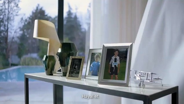 Ronaldo ve Ümmiye Koçak'lı Türk Telekom reklamı
