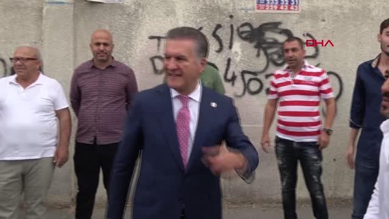 MUSTAFA SARIGÜL'DEN MERSİN CEZAEVİ ÖNÜNDE 'GENEL AF' ÇAĞRISI