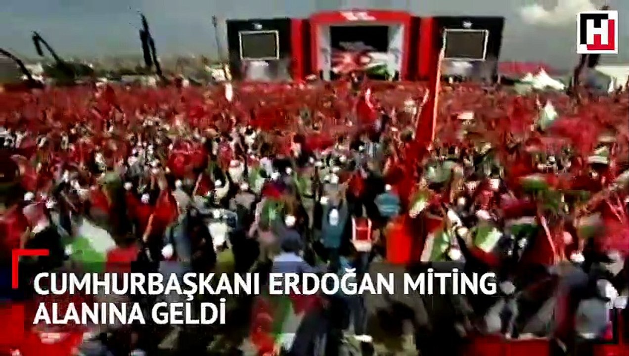 Cumhurbaşkanı Erdoğan miting alanına böyle geldi